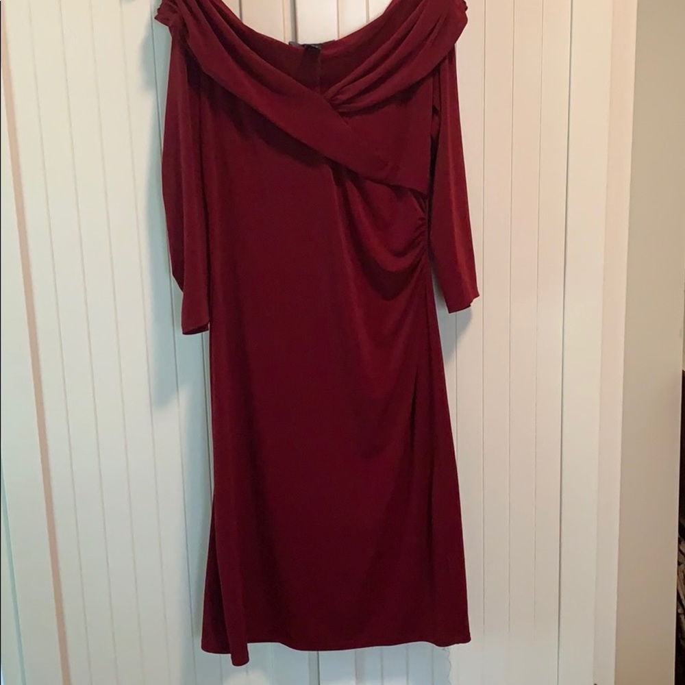 Laundry by Shelli Segal Burgundy Holiday Dress